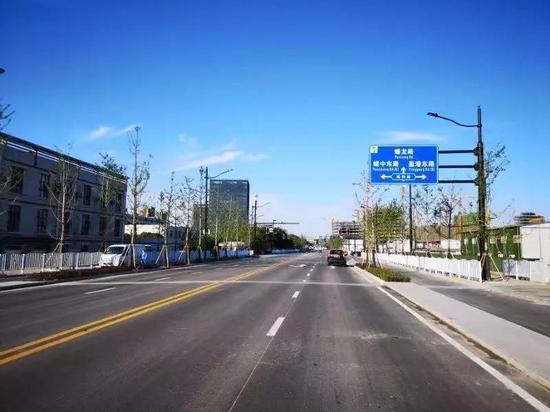 徐民路(华徐公路-蟠龙路)↑