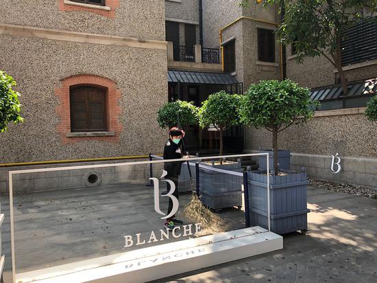 法式餐厅Blanche本白。 澎湃新闻记者李佳蔚 图