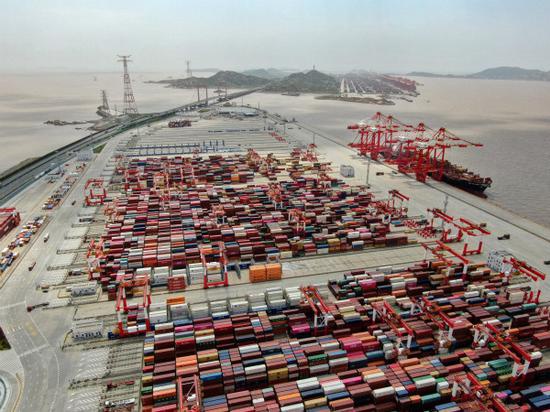 图说：洋山特殊综合保税区（一期）面积14.27平方公里。新民晚报记者 陈梦泽 摄