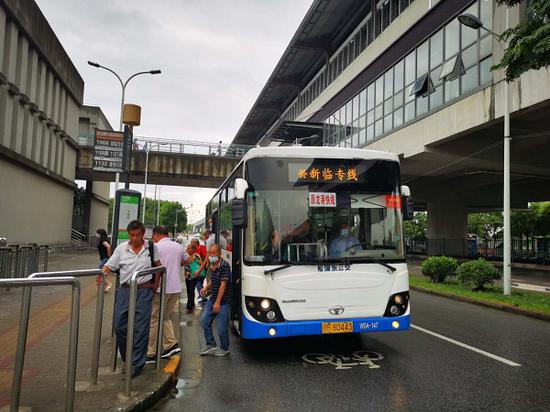 图说:龙港快线更名为新临专线 来源/采访对象供图