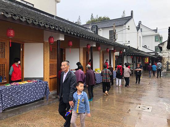 具有三四百年历史的山塘老街19日正式开街(金山区供图)