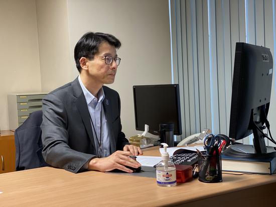 王昊在工作中 澎湃新闻记者俞凯 摄