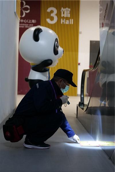 图说:国家会展中心及周边共有100余个监测点,分别针对蚊蝇鼠蟑等开展密集监测