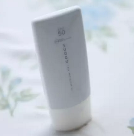 suqqu脸部防晒隔离乳液