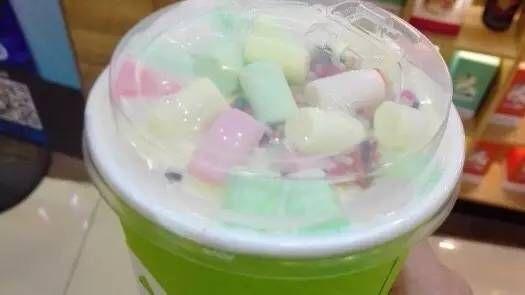 R&B 世界茶饮