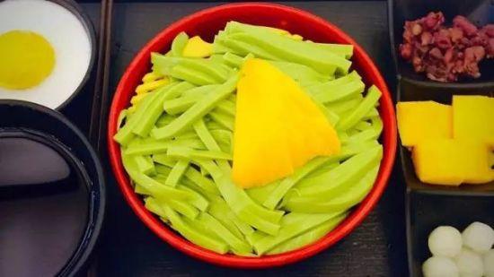 HUI LAU SHAN 许留山