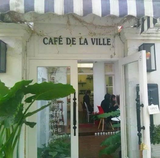 cafe de la ville