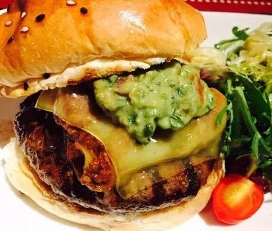 Bistro Burger 牛肉汉堡