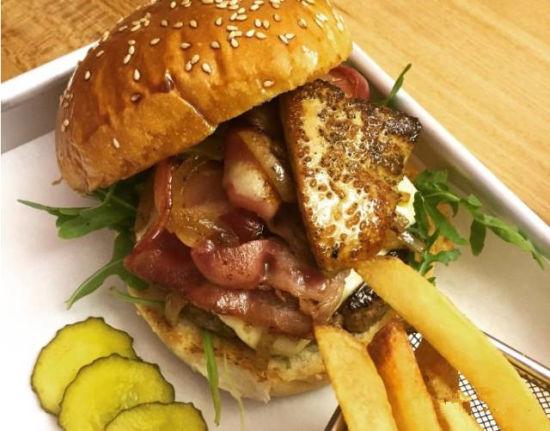 UD Burgers&Grill 鹅肝牛排汉堡