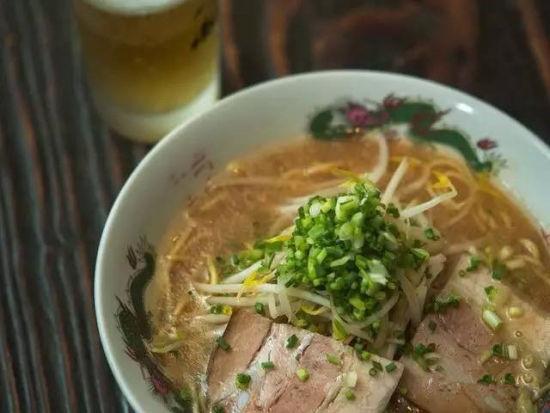 豚骨酱油拉面