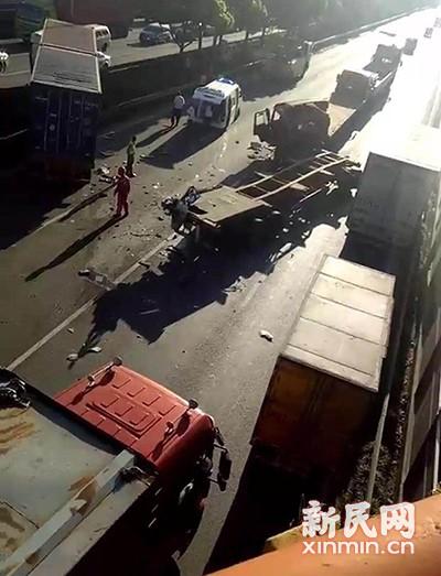 图说:事发现场。网友供图