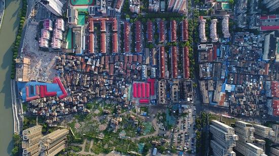 图说:俯瞰东新村。陈泰明 摄