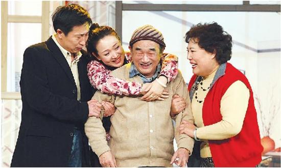 严顺开:演小人物一辈子 成观众心中一大宝