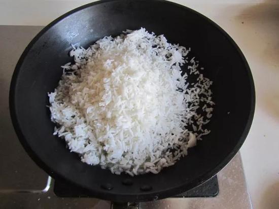 米饭加菜怎么做好吃 qT_I-fypathz6936289.jpg