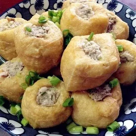 崇明芋艿酥糯且香,本地称之为"香酥芋",是崇明传统特产之一.