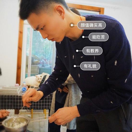 另一面的周世奇:不关心网络评论,不断学习成为优秀的巡警