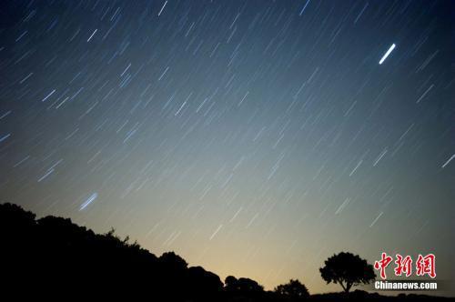 揭开神秘面纱——英仙座流星雨天文知识小科普