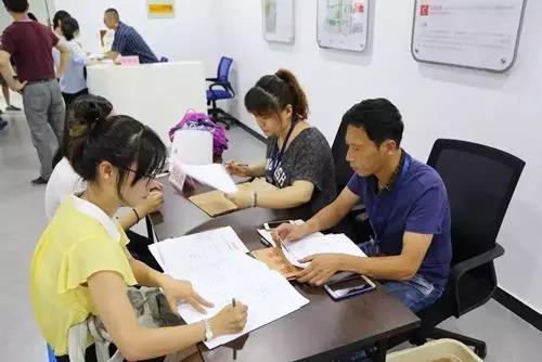 宝山40平方米公租房月租800 可先入住后办居住证