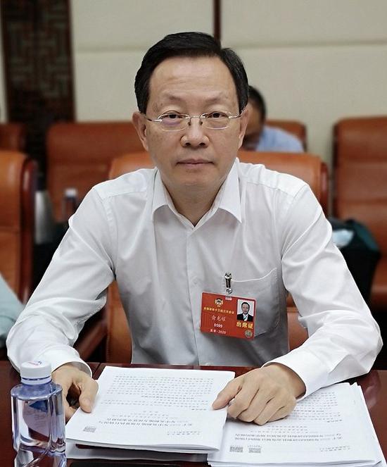 全国政协会员、上海申通地铁集团董事长俞光耀,受访者供图