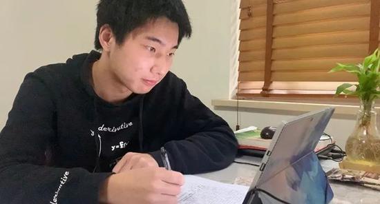 沪开学时间确定 学校是否准备好中考高考党们如何应对(最新发布)