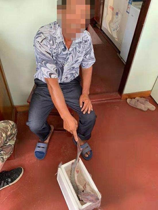图说:犯罪嫌疑人邢某