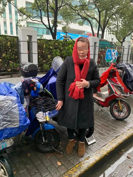 许某某对其高架上“逆行”、“闯禁”行为供认不讳。