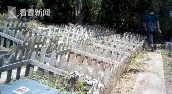 河边的四排墓碑,藏于后院深处