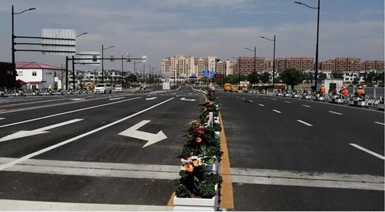 图说:诸光路二期地面道路 市交通委供图