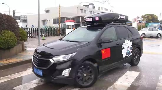 仔细一瞅
