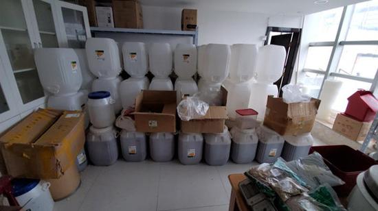 图说:用于生产制作伪劣保健品的作坊。