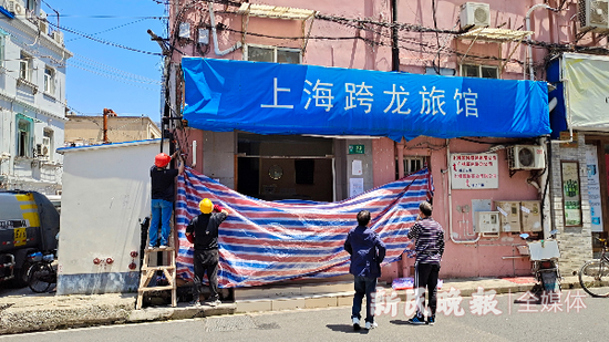 图说：今天中午记者在现场看到的场景 新民晚报记者 徐驰 摄