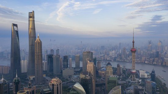上海陆家嘴。赖鑫琳 摄
