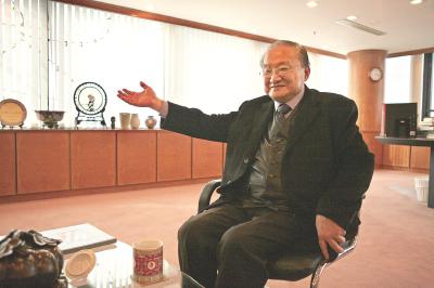 武侠小说泰斗金庸先生昨去世 15部武侠小说成