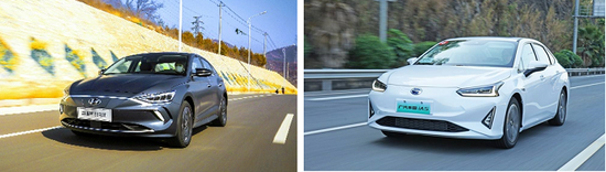 （左为菲斯塔纯电动，右为iA5）