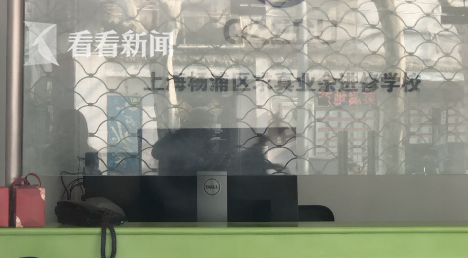 市民投诉教育机构小五班死灰复燃 家长彻夜排