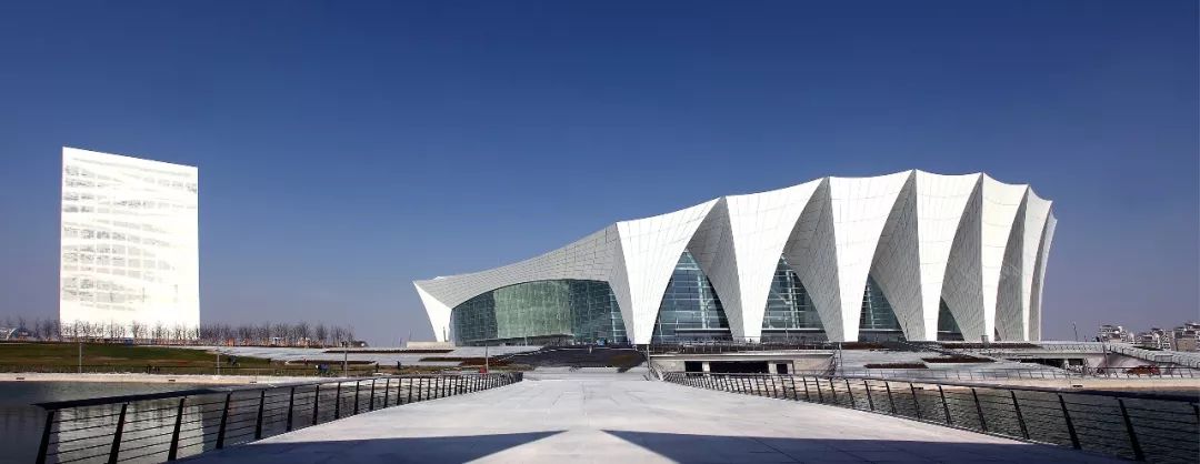 东方体育中心将成体育娱乐综合体 引进重要电竞赛事