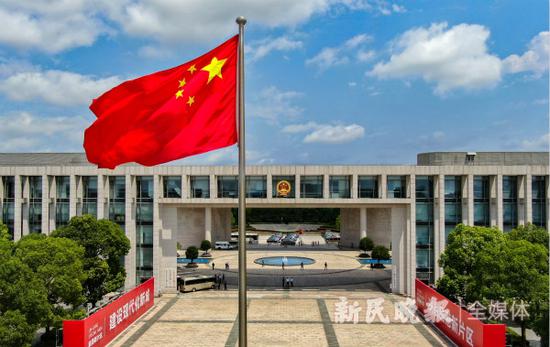 ͼ˵���ٸ���Ƭ������ίԱ�ᡣ������������ ������/��