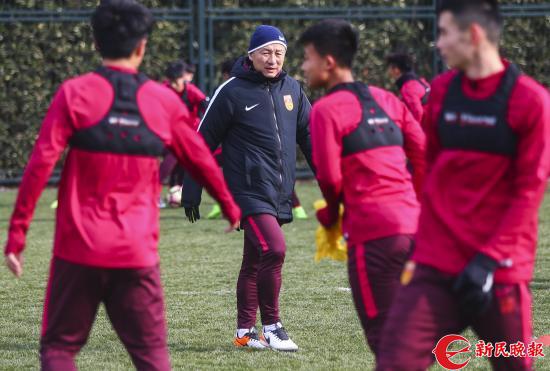 U19国青队主教练成耀东:仍在守望等待中国足