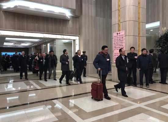 在沪全国人大代表抵京 将就科技创新、优化营商环境等建言