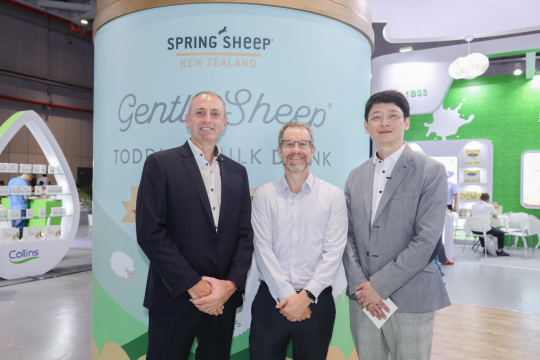 Tom Barker先生、Shane Topp先生与邹德欣先生
