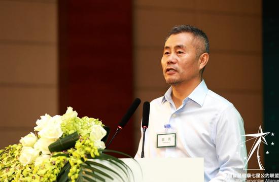 中国连锁经营协会会长裴亮发言致词