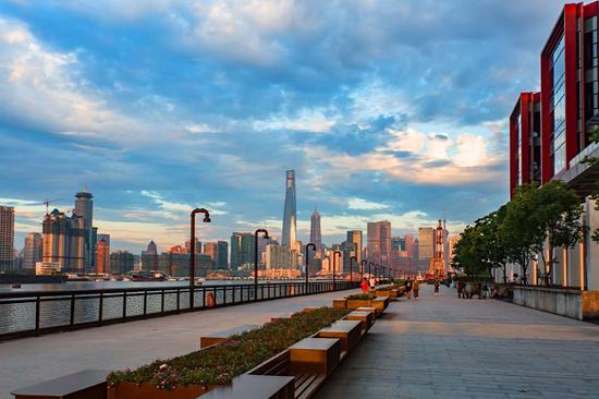 图说:漫步于杨浦滨江,一路有迷人江景相伴 采访对象供图(下同)
