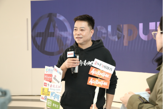 ACUPUNCTURE HOLDINGS LIMITED董事长王小青