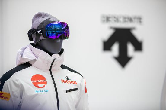 迪桑特赞助德国国家队专业滑雪服