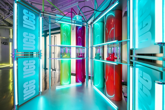 异彩照进现实颜究室