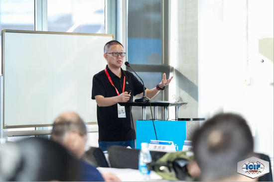 量子智能副总经理胡剑峰参加2026中国国际化工展新产品与新技术推介会