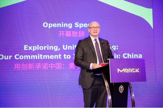 默克公司首席执行官欧思明先生(Mr. Stefan Oschmann)