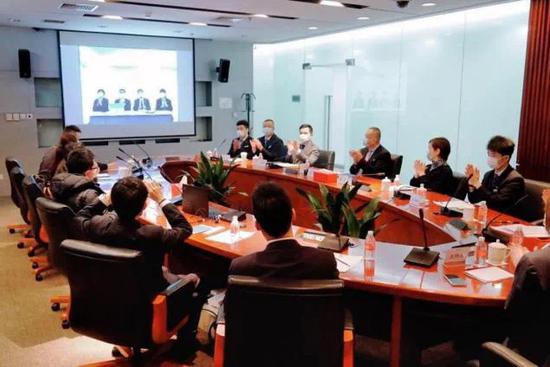 云签约现场 本文图片均为徐汇区供图