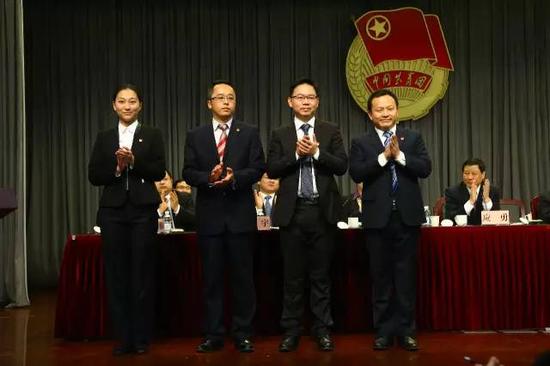 上海共青团4位挂兼职副书记亮相 不对应行政级别