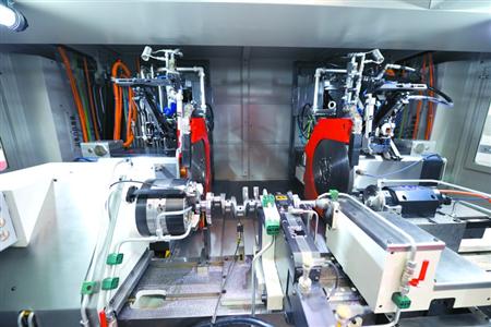 "mk8220/sd双磨床架下线曲轴跟踪外贸格子"顺利通过验收数控.刘锟摄切点砂轮短裤女图片